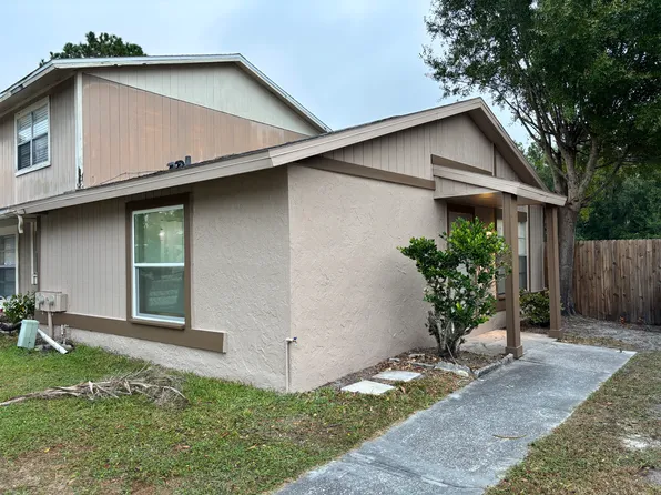14025 Village View Dr, Tampa, FL 33624