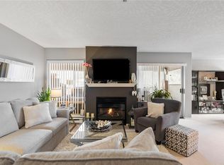 1100 Union Rd #202, Saanich, BC V8P2J3