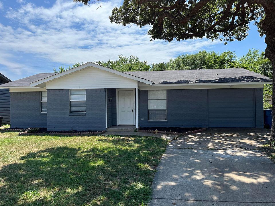1st image of 1037 Pebblebrook Dr