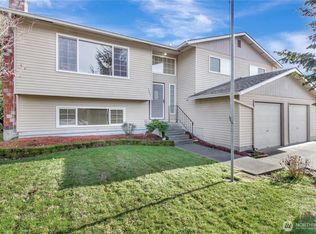 9805 62nd Dr NE, Marysville, WA