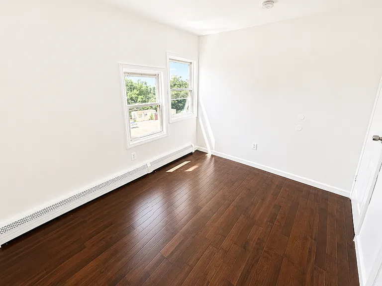 378 S 12th St #3 — Photo 6