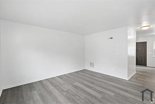 3515 W Siebenthaler Ave #7 — Photo 9