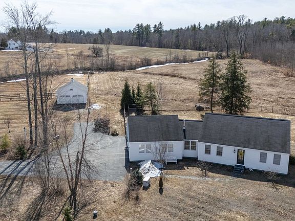 4th image of 24 Moran Road