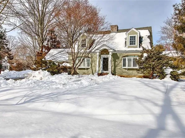 11 Elton Rd, Barrington, RI 02806