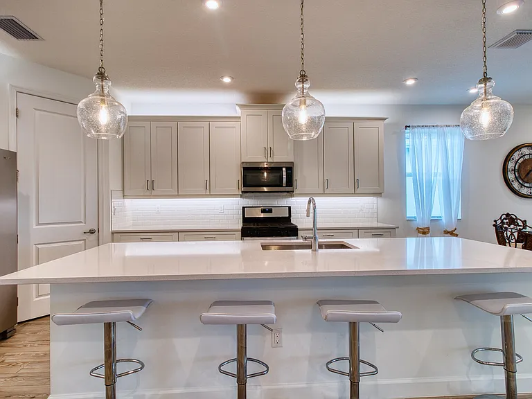 10407 SW Aquila Way — Photo 15