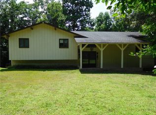 14 Cub Dr, Thomasville, NC 27360