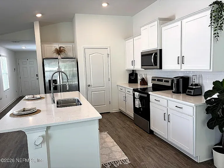 2287 Shady Breeze Ln — Photo 29