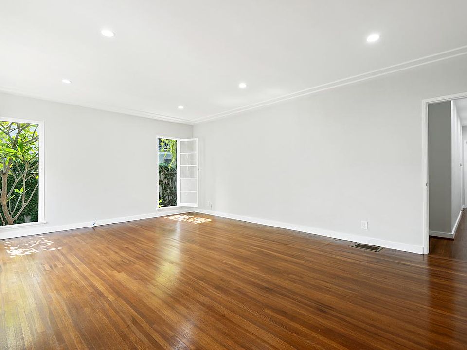 1st image of 825 N Edinburgh Ave