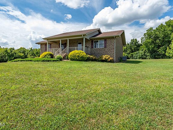 4th image of 214 Stewart Hills Dr
