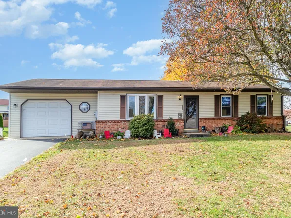 633 Henry Houck Ln, Lebanon, PA 17042