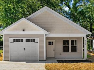 1181 Flora Ave, Burlington, NC 27217