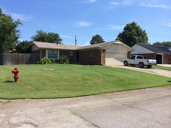4th image of 1412 Trenton Cir