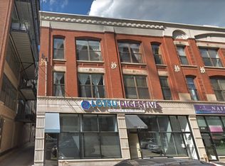 842 W Adams St #3W, Chicago, IL 60607