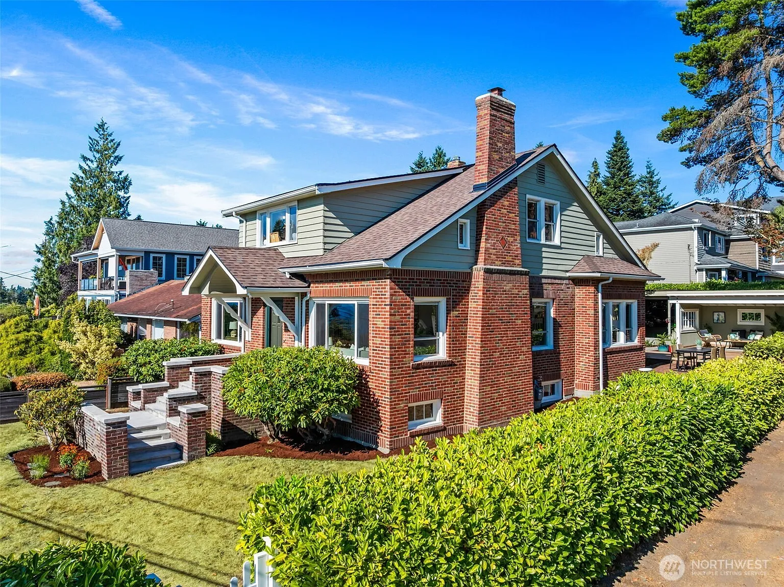 10026 Marine View Drive SW photo 1