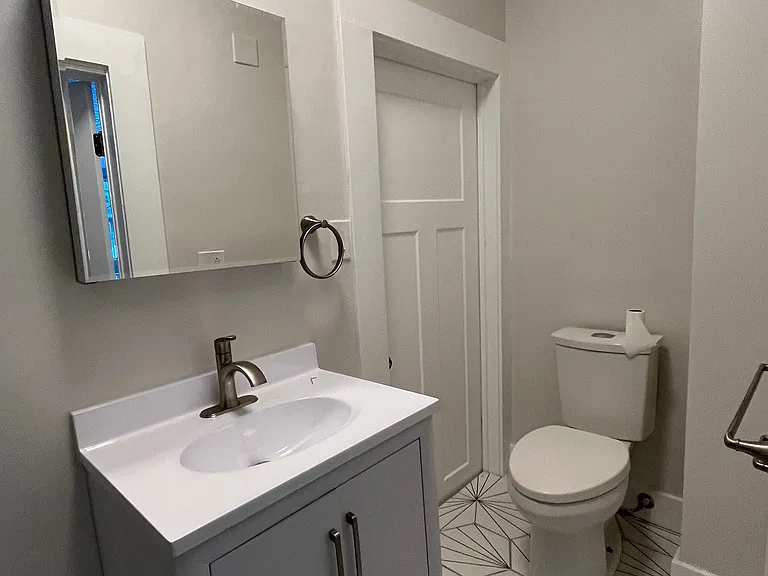 810 W Arapahoe Ave — Photo 15