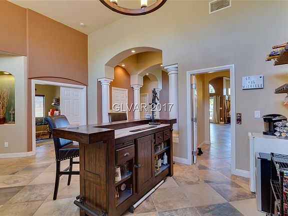 5th image of 6439 Bluff Dwellers Ave