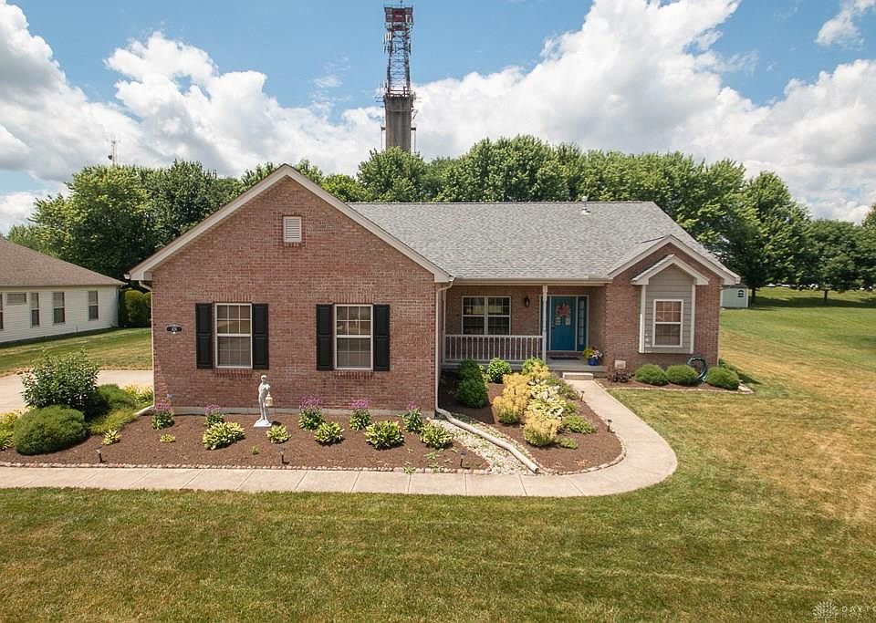 1st image of 428 Greystone Dr