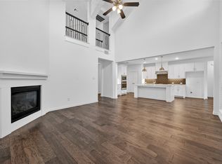 719 Uplands Dr, Northlake, TX 76226
