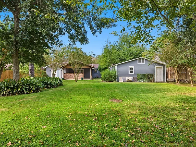 1320 Woodvine Dr — Photo 34