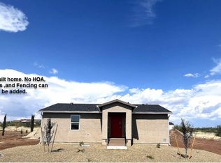 19941 E Ocotillo Dr, Mayer, AZ 86333