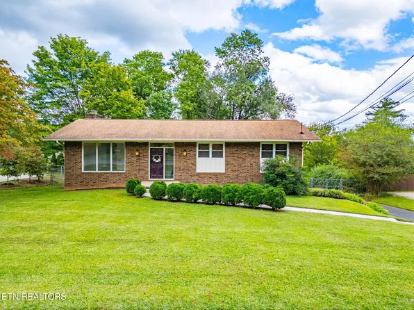 9036 Shallowford Rd, Knoxville, TN 37923