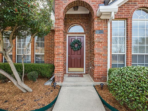 2112-bresee-dr-carrollton-tx-High-Res-4.jpg