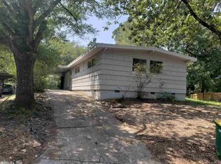 29 Ardmore Dr, Little Rock, AR 72209