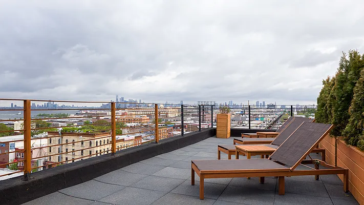 Rented by Nooklyn NYC LLC | media 24