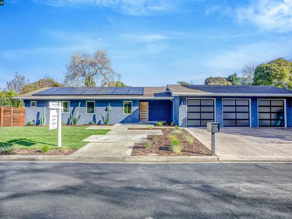 17 Cedarbrook Ct, Walnut Creek, CA 94597