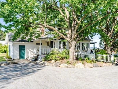 205 US Route 2, Grand Isle, VT, 05458