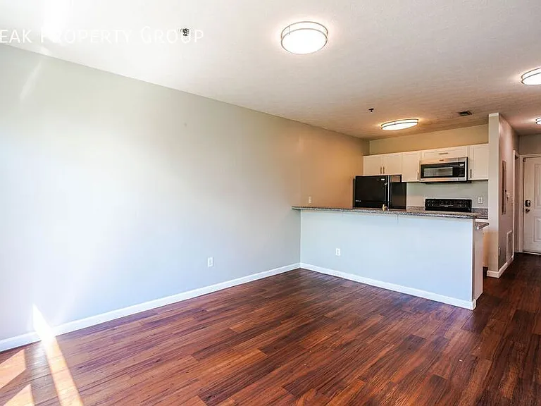 250 Chittenden Ave — Photo 79