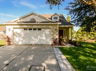 7572 Oxford Garden Cir, Apollo Beach, FL 33572