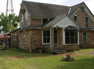 401 W 1st St, Mound Valley, KS 67354