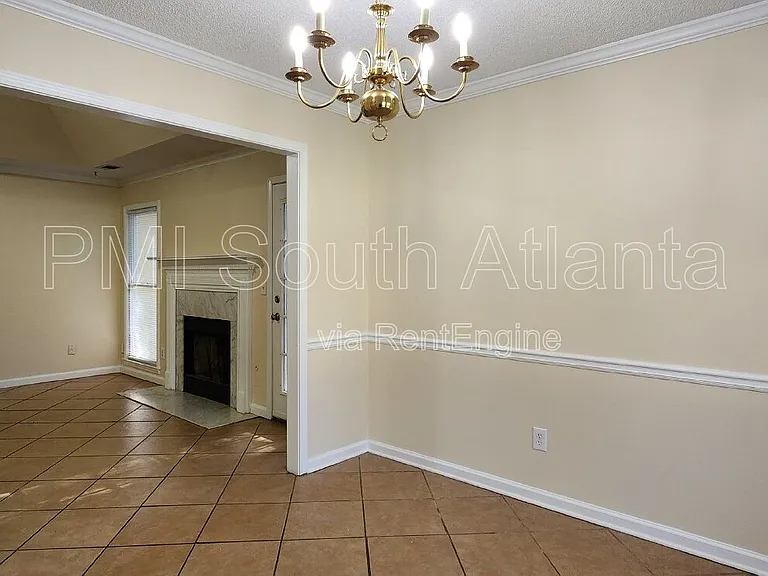 2735 Stanton Woods Dr SE — Photo 9