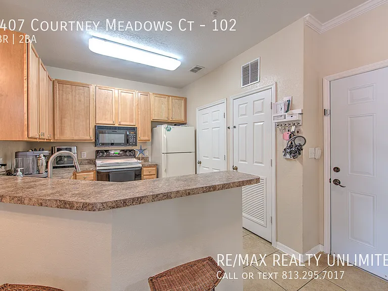 2407 Courtney Meadows Ct #102 — Photo 9