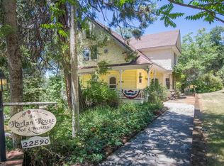 22890 School House Rd, Columbia, CA 95310