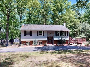 92 Grassy Lake Rd, Shamong, NJ 08088