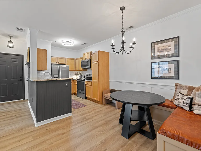 801 Moratuck Dr #201 — Photo 14