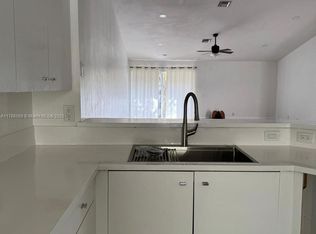 4101 Pine Ridge Ln #0, Weston, FL 33331