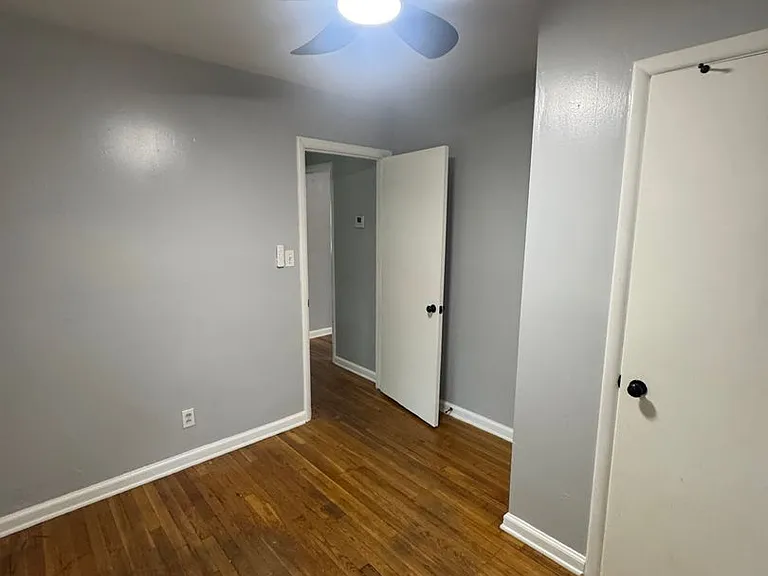 963 Green Ridge Rd — Photo 8