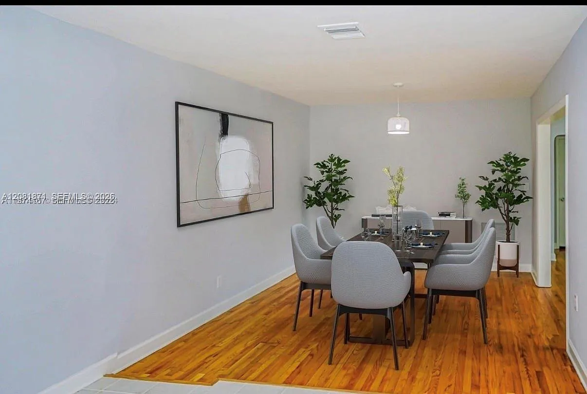 Talia Manor — Photo 3