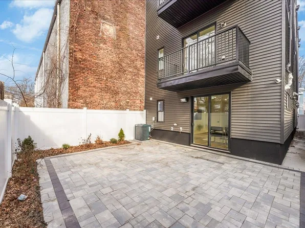 177 Wilkinson Avenue image 10 of 32