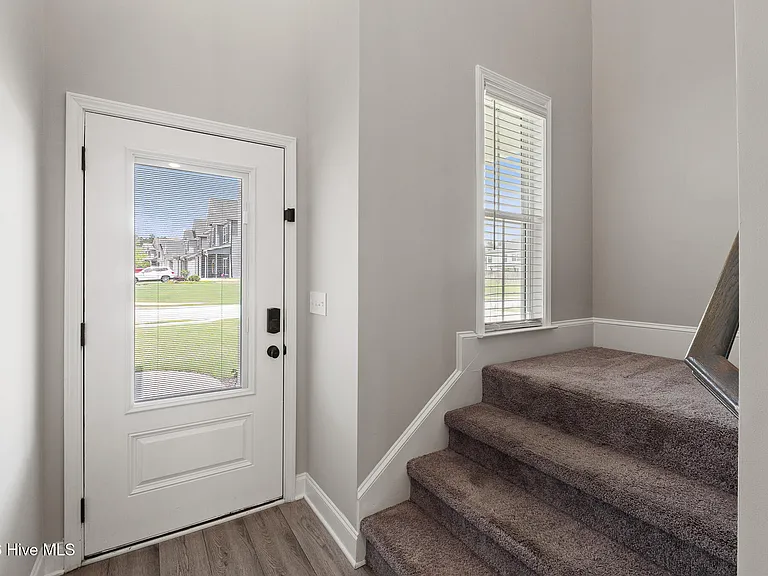 2097 Limerick Ct — Photo 24