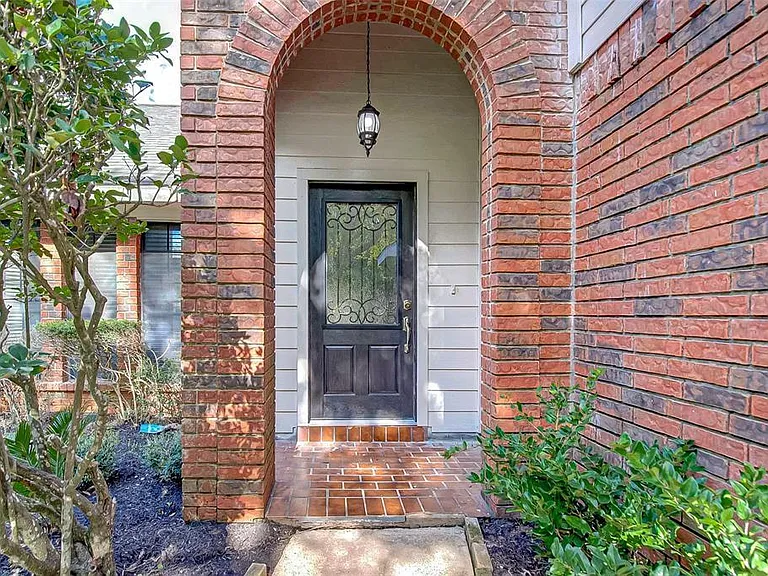 2615 Woodstream Blvd — Photo 5