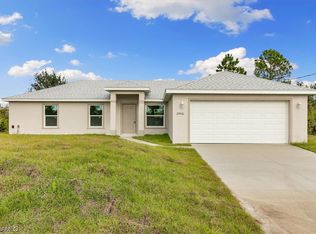 530 Cable Ave S, Lehigh Acres, FL 33974
