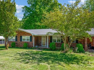 119 Gable Rd, Mooresville, NC 28115