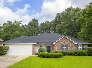 156 Oakridge Ln, Longview, TX 75605