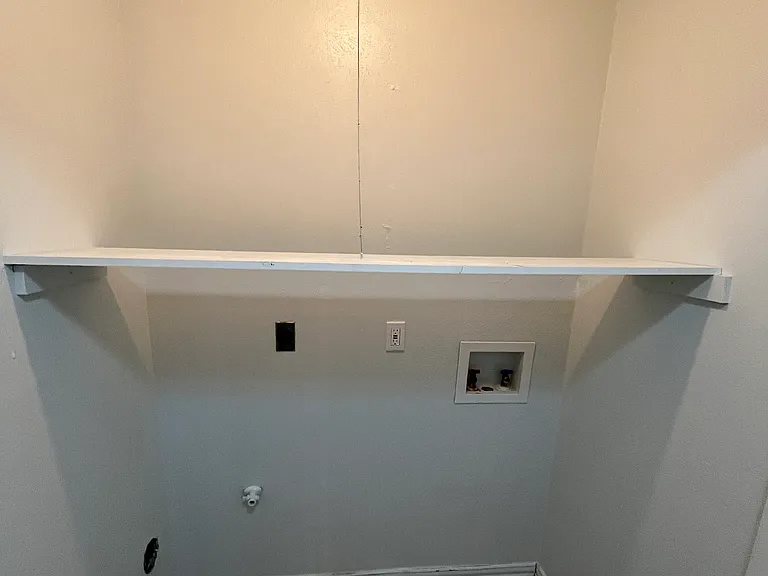 1506 Parkside Dr — Photo 18