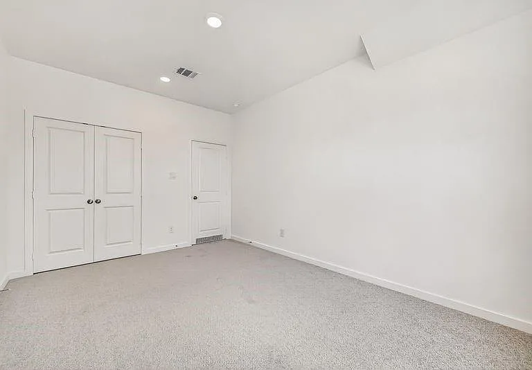 25714 Sapphire Cove St — Photo 39
