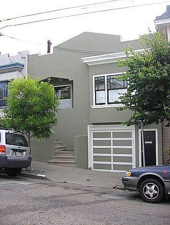 1st image of 715 Moultrie St
